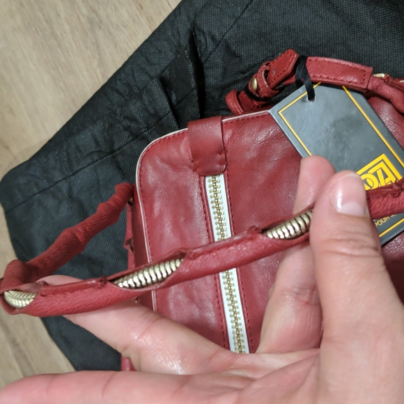 Pour La Victoire leather handbag - Picture 11 of 17